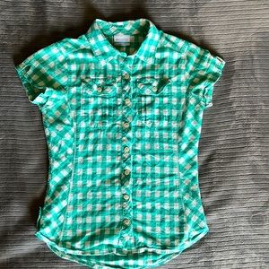 Columbia-women’s plaid button-down, size XS